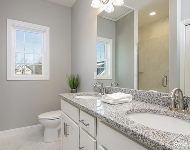 35 Ringgold Street - Photo Thumbnail 8