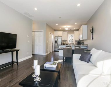 35 Ringgold Street - Photo Thumbnail 2