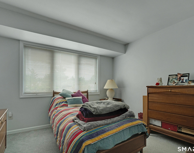 12 Boulevard Drive - Photo Thumbnail 12