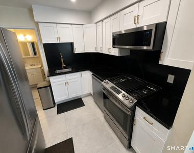 74-76 Lawrence Street - Photo Thumbnail 10