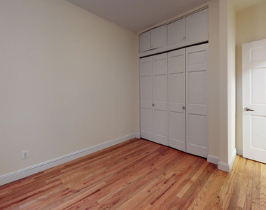 440 East 78th Street #2D - Photo Thumbnail 3