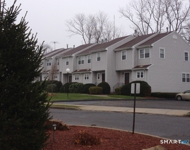 235 Red Oak Lane - Photo Thumbnail 10