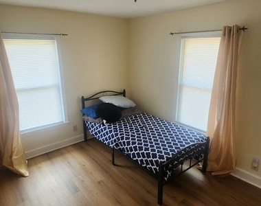 139 South Street - Photo Thumbnail 6