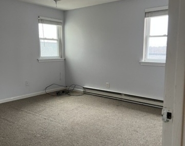 72 Colony Street - Photo Thumbnail 14
