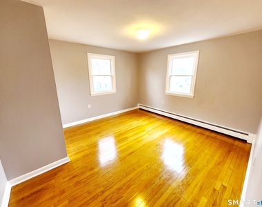 11 Union Place - Photo Thumbnail 4