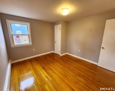 11 Union Place - Photo Thumbnail 3