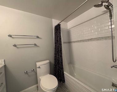 566 Newfield Avenue - Photo Thumbnail 12