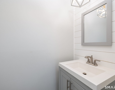 101 Cedar Hollow Drive - Photo Thumbnail 7