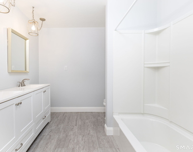 101 Cedar Hollow Drive - Photo Thumbnail 15