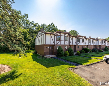 101 Cedar Hollow Drive - Photo Thumbnail 26