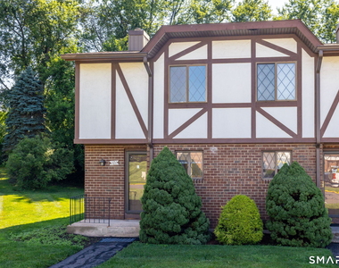 101 Cedar Hollow Drive - Photo Thumbnail 24
