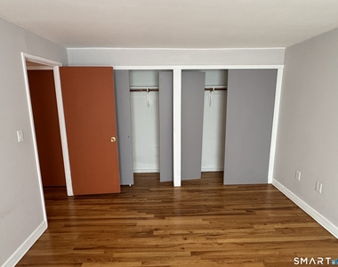 24 Merrill Street - Photo Thumbnail 5