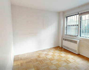  East 37th Street - Photo Thumbnail 1