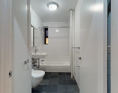 230 East 87th Street - Photo Thumbnail 3