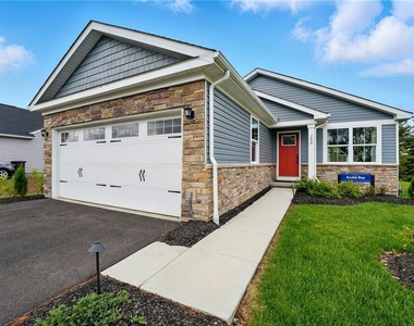 102 Bristlecone Court - Photo Thumbnail 1