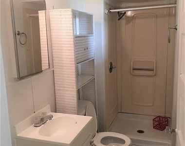 1040 Allison Avenue - Photo Thumbnail 3