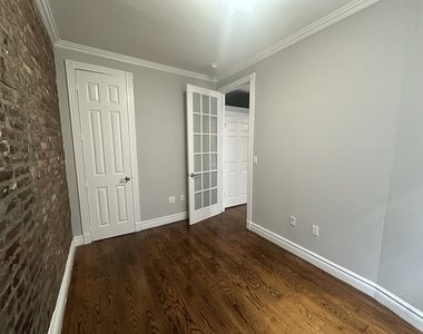 202 East 13th Street - Photo Thumbnail 2