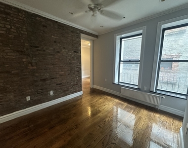202 East 13th Street - Photo Thumbnail 4