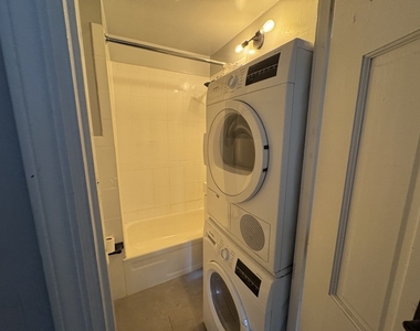 410 East 13th Street - Photo Thumbnail 5