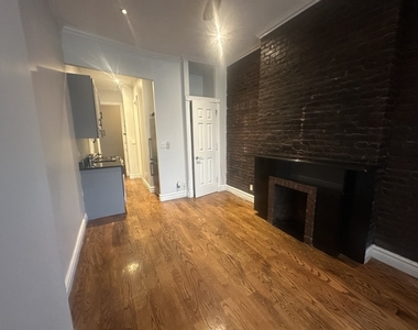 53 Leroy Street - Photo Thumbnail 3