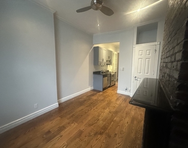 53 Leroy Street - Photo Thumbnail 4