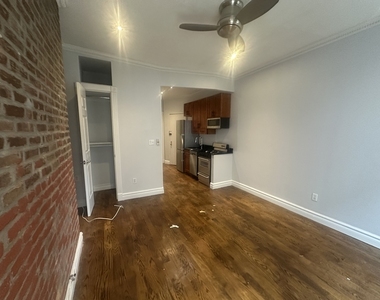 53 Leroy Street - Photo Thumbnail 1