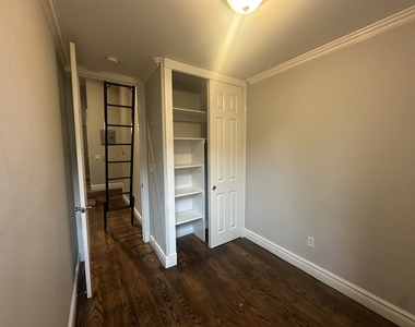 234 West 14th Street - Photo Thumbnail 7