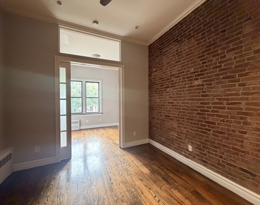 234 West 14th Street - Photo Thumbnail 1