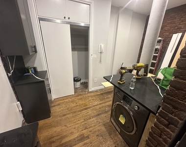 57 Thompson Street - Photo Thumbnail 3