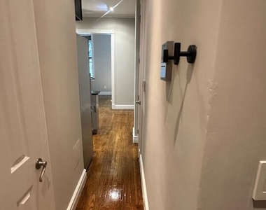 246 Mott Street - Photo Thumbnail 7