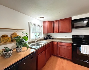 117 Pollard Avenue - Photo Thumbnail 5