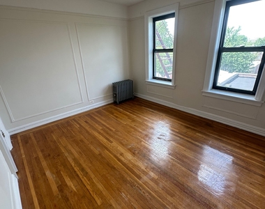 1845 Hobart Avenue - Photo Thumbnail 14