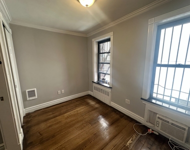 250 Mott Street - Photo Thumbnail 5