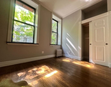 250 Mott Street - Photo Thumbnail 1