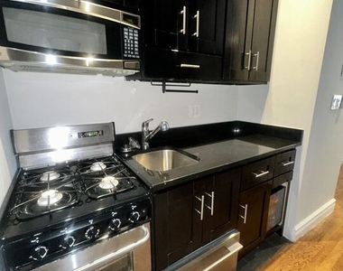 250 Mott Street - Photo Thumbnail 3
