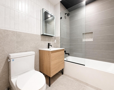 205 Cabrini Boulevard - Photo Thumbnail 10