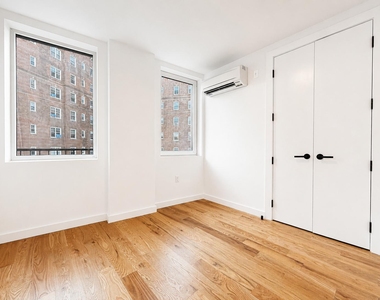 205 Cabrini Boulevard - Photo Thumbnail 5