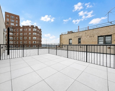205 Cabrini Boulevard - Photo Thumbnail 6