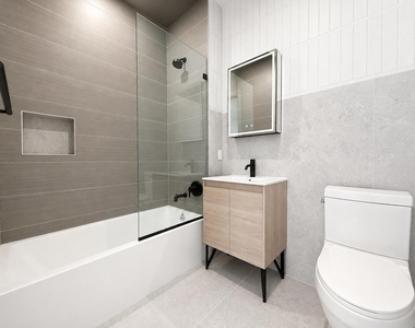 205 Cabrini Boulevard - Photo Thumbnail 10