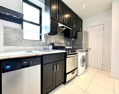 109 West 105th Street - Photo Thumbnail 3