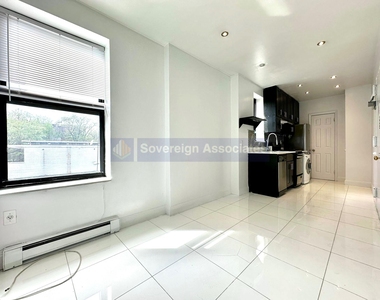 109 West 105th Street - Photo Thumbnail 2