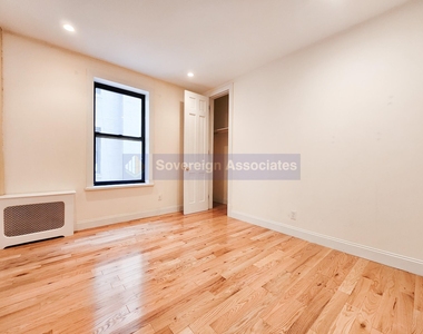 270 Fort Washington Avenue - Photo Thumbnail 2