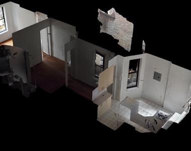 East 85th Street - Photo Thumbnail 9