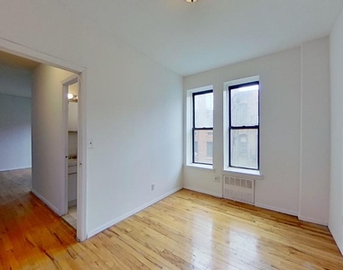 East 91 Street - Photo Thumbnail 2