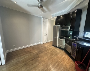 250 Mott Street - Photo Thumbnail 2