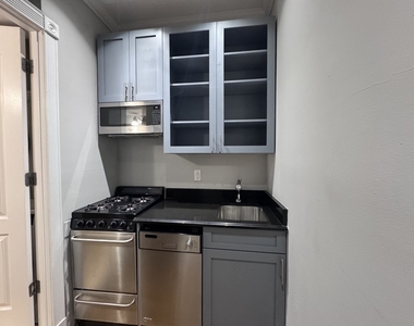 697 10th Avenue - Photo Thumbnail 5