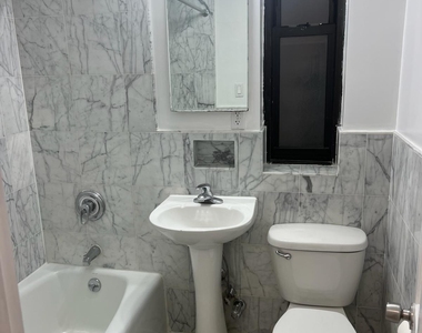 East 78th Street - Photo Thumbnail 2