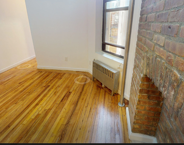 West 83rd Street - Photo Thumbnail 2