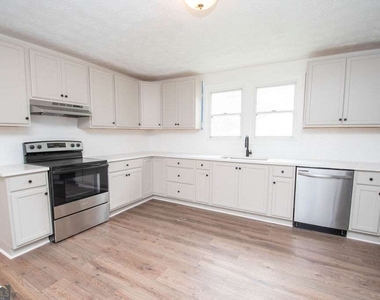 903 Georgia Avenue - Photo Thumbnail 6