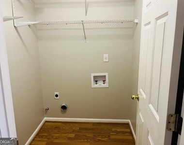 155 Woodstream Way - Photo Thumbnail 35